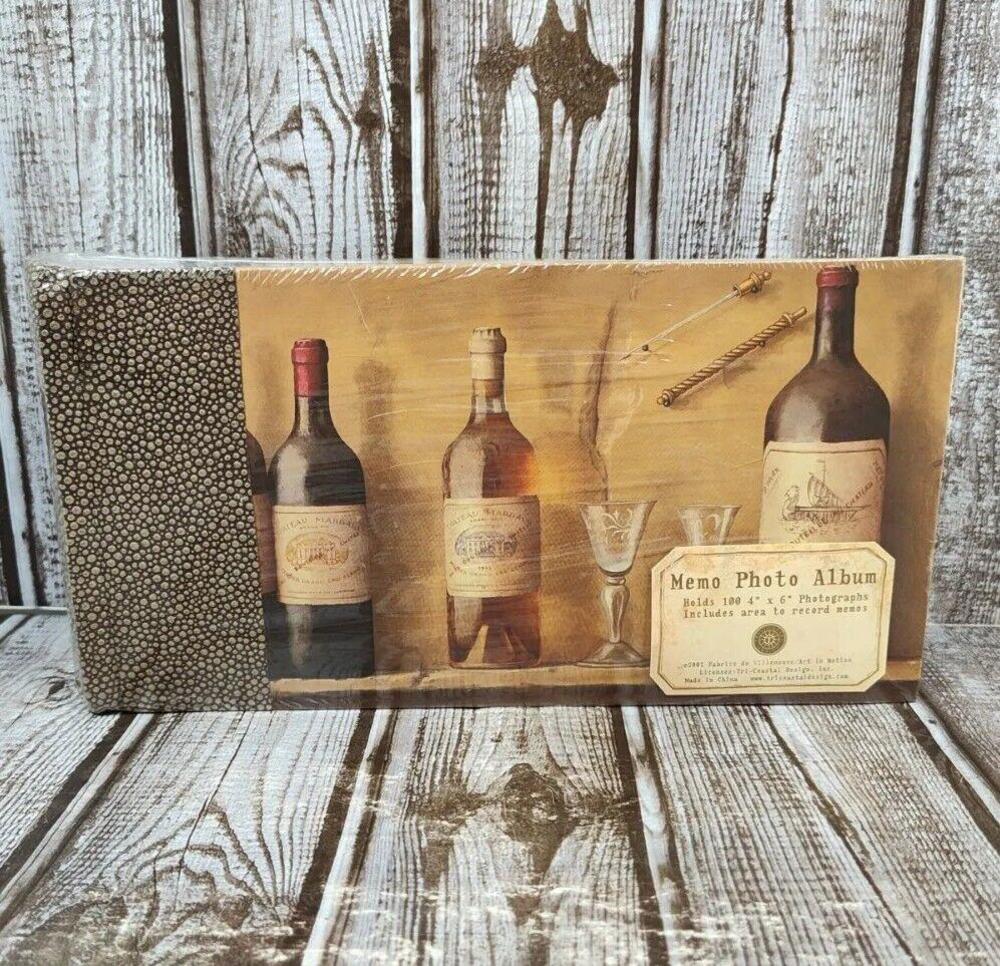 Photo Album w/ Memo Areas 4 x 6 Vintage Album Holds 100 Photographs New Sealed